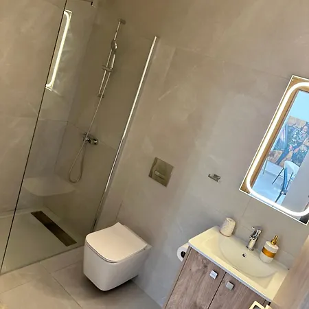 דירה -mari- Cozy At Engomi Near Unic