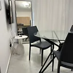 -mari- Cozy At Engomi Near Unic Appartement Nicosia