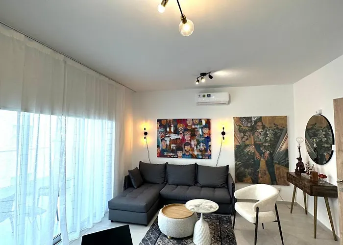 -mari- Cozy At Engomi Near Unic * Λευκωσία