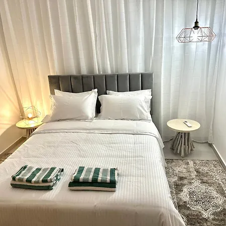 -mari- Cozy At Engomi Near Unic Апартаменты